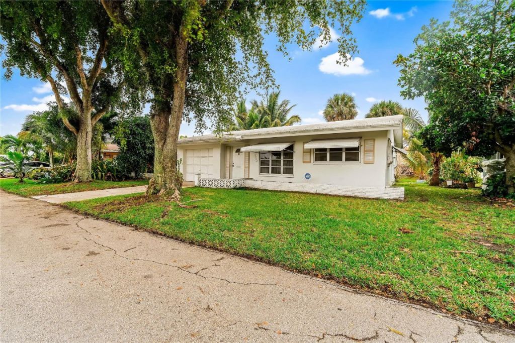 5702 NW 47th Lane, Tamarac, FL 33319 Photo