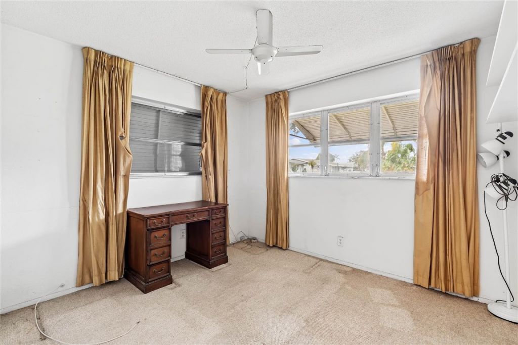 5702 NW 47th Lane, Tamarac, FL 33319 Photo