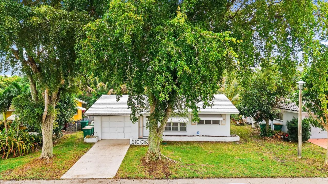 5702 NW 47th Lane, Tamarac, FL 33319 Photo