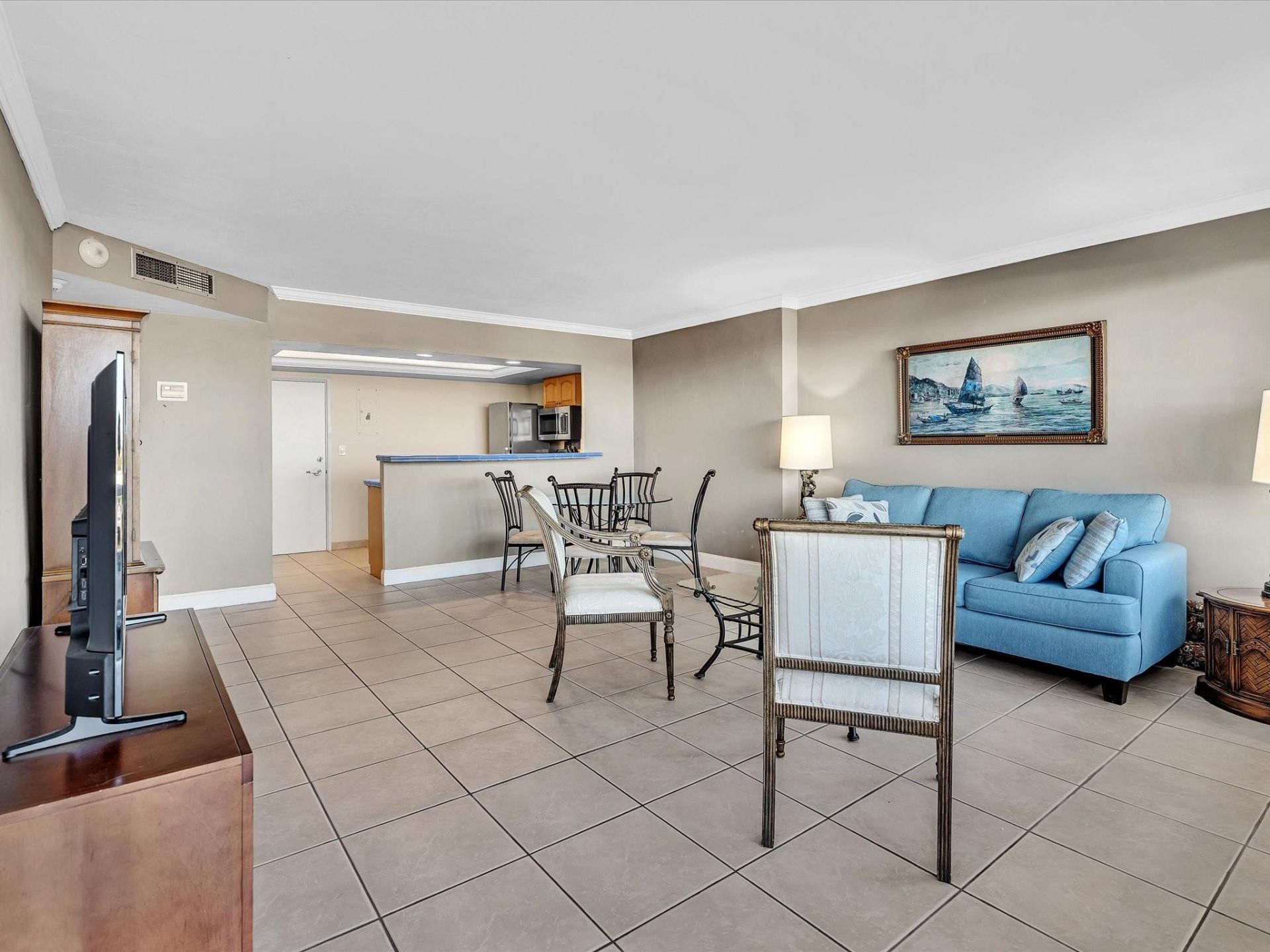 3300 NE 36th Street, Unit 403, Fort Lauderdale, FL 33308 Photo