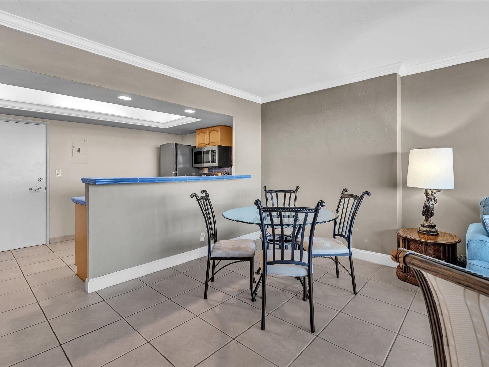 3300 NE 36th Street, Unit 403, Fort Lauderdale, FL 33308 Photo