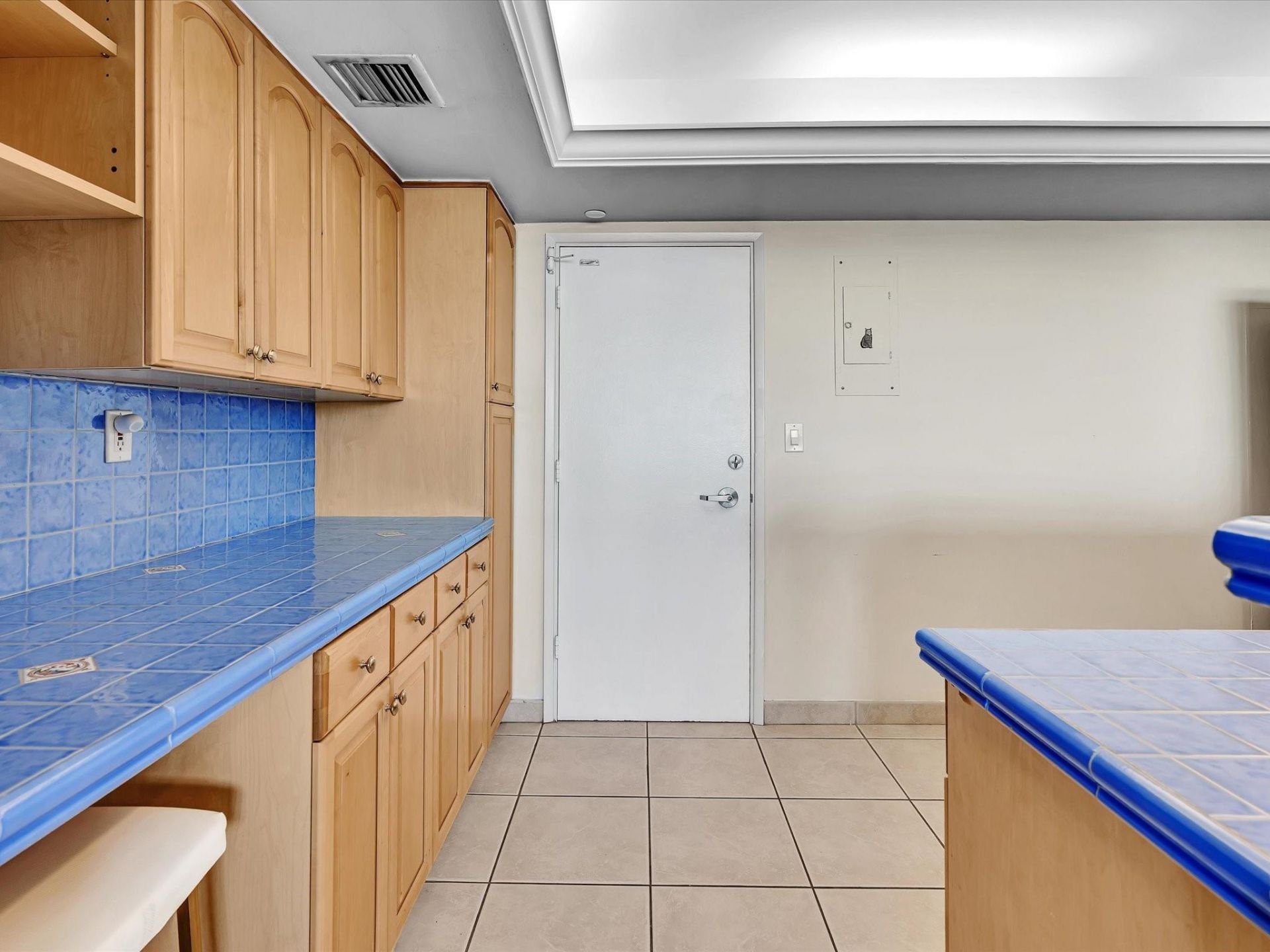 3300 NE 36th Street, Unit 403, Fort Lauderdale, FL 33308 Photo