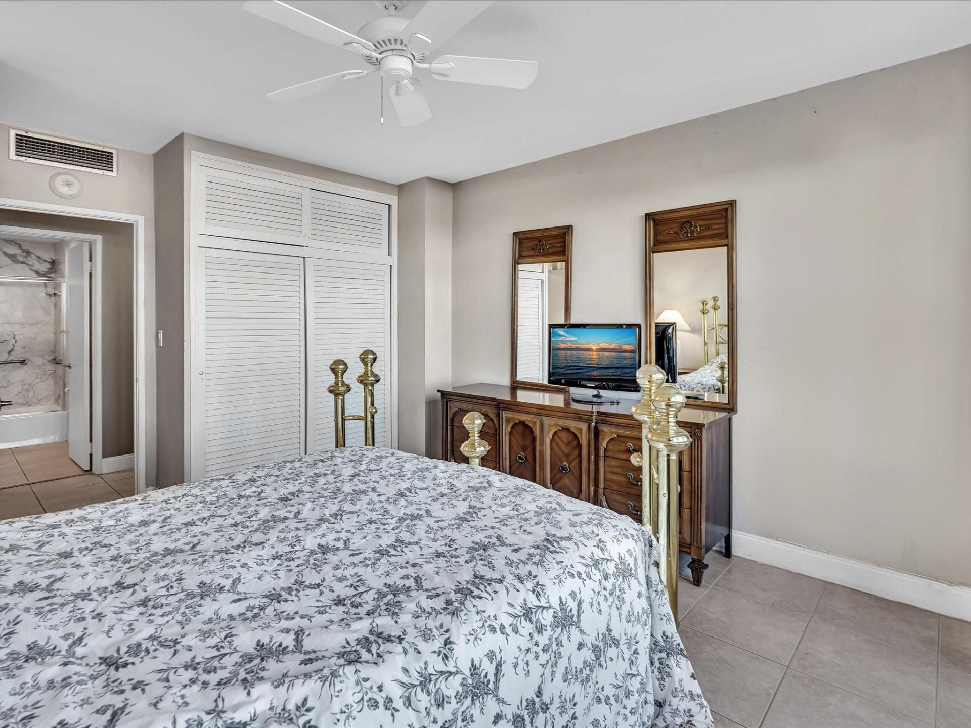 3300 NE 36th Street, Unit 403, Fort Lauderdale, FL 33308 Photo