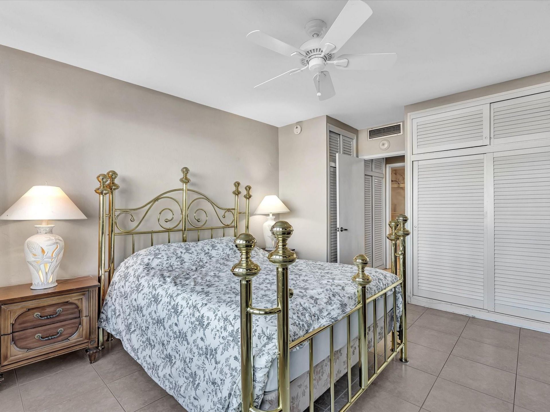 3300 NE 36th Street, Unit 403, Fort Lauderdale, FL 33308 Photo