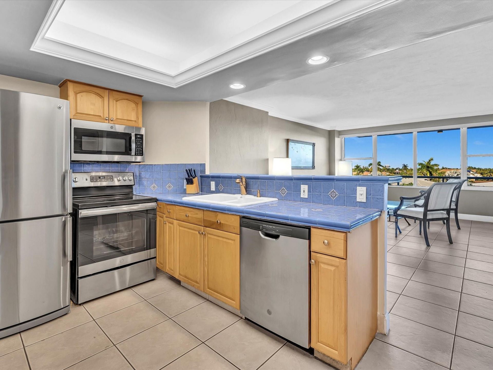 3300 NE 36th Street, Unit 403, Fort Lauderdale, FL 33308 Photo