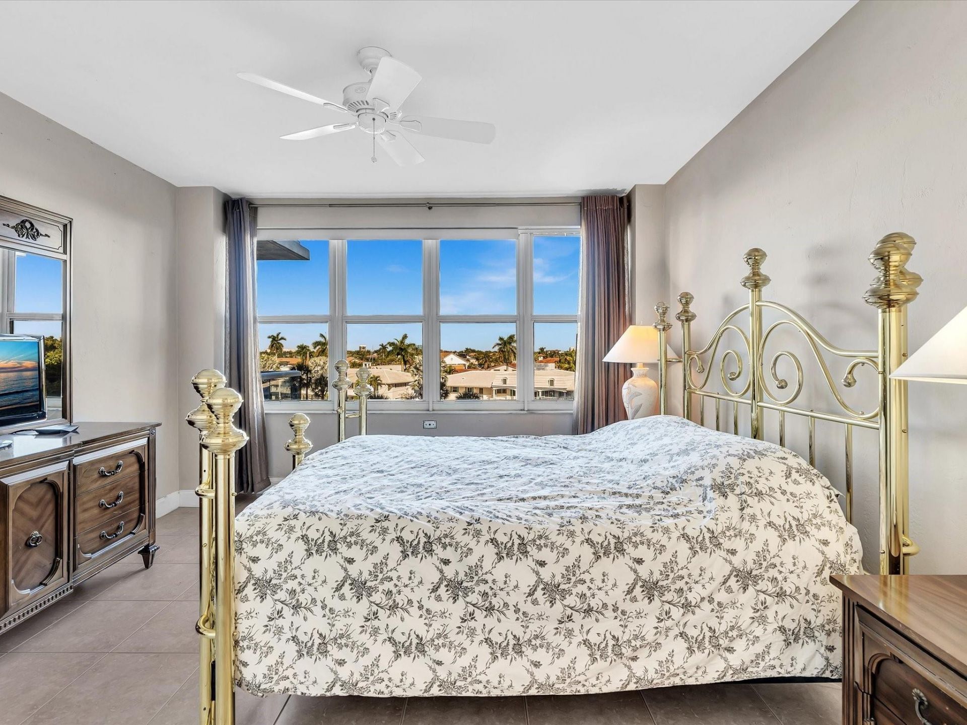 3300 NE 36th Street, Unit 403, Fort Lauderdale, FL 33308 Photo