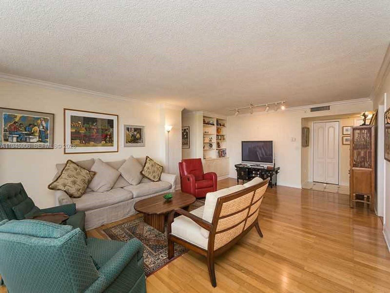 625 Biltmore Way, Unit 807, Coral Gables, FL 33134 Photo