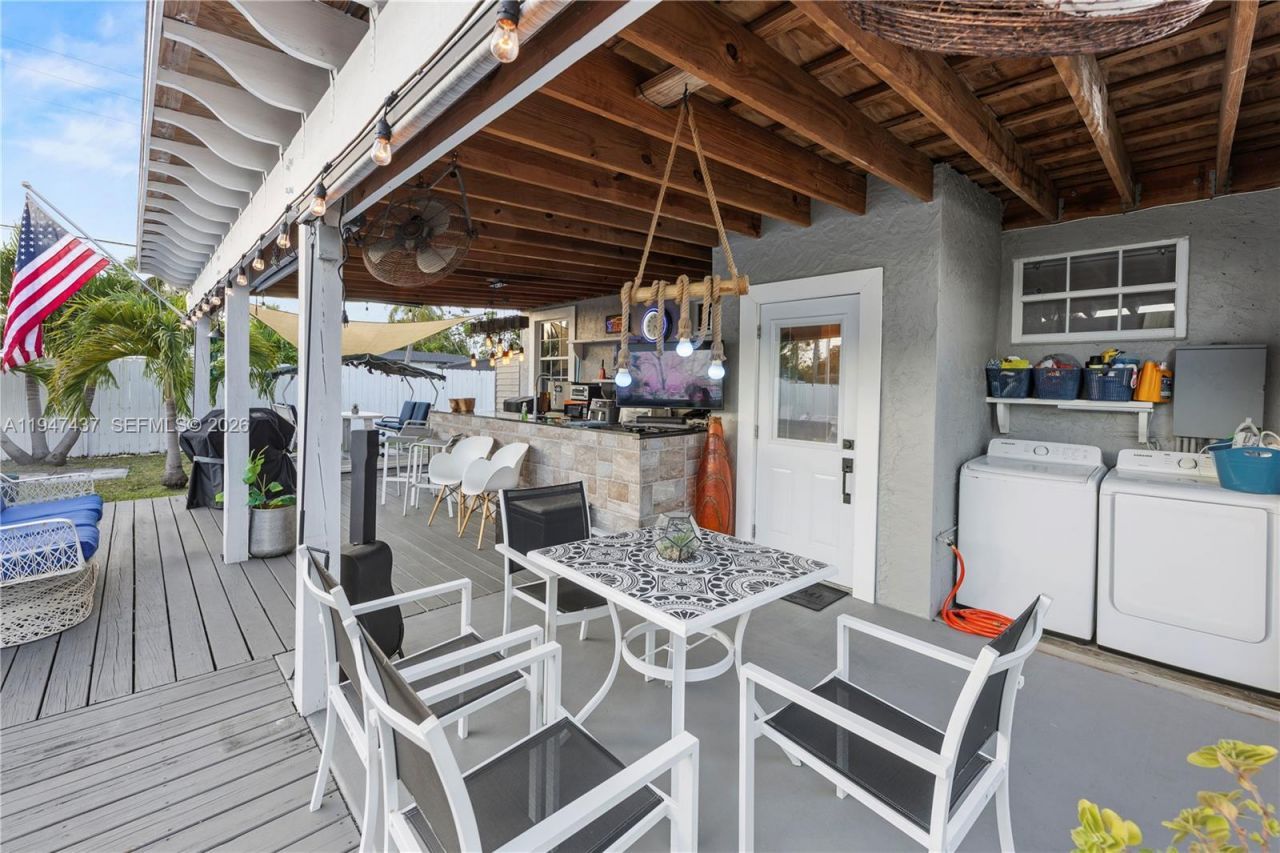 117 SW 6th St, Hallandale Beach, FL 33009 Photo