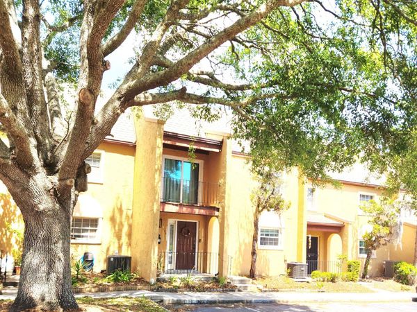 375 GREENCASTLE Road, Unit 72, Jacksonville, FL 32225