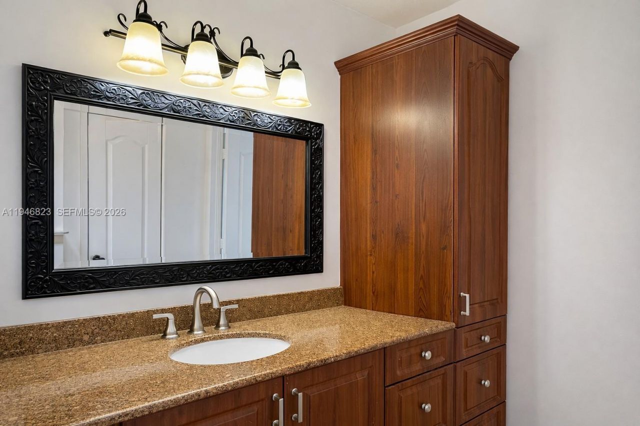 10923 W Okeechobee Rd, Unit 201, Hialeah Gardens, FL 33018 Photo