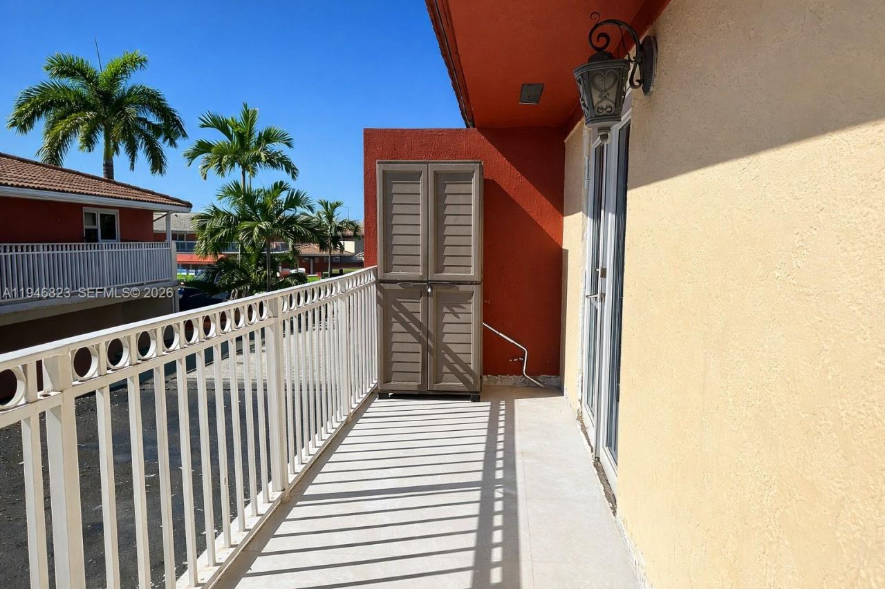 10923 W Okeechobee Rd, Unit 201, Hialeah Gardens, FL 33018 Photo