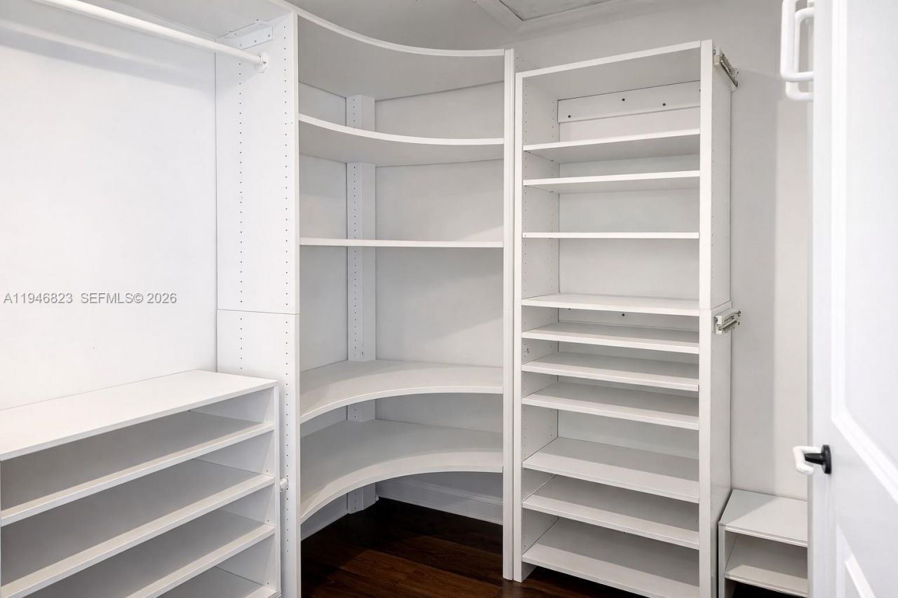 10923 W Okeechobee Rd, Unit 201, Hialeah Gardens, FL 33018 Photo