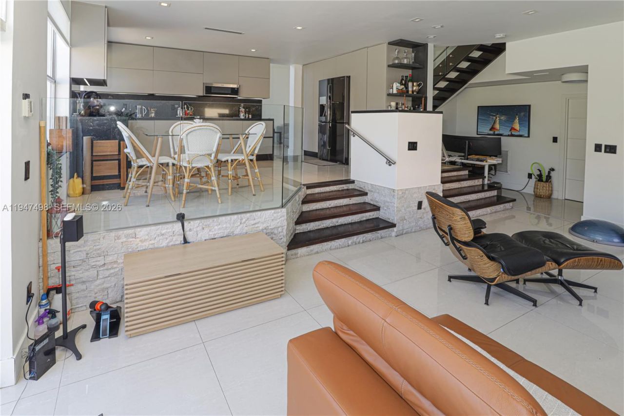 5901 NW 110th Ct, Doral, FL 33178 Photo