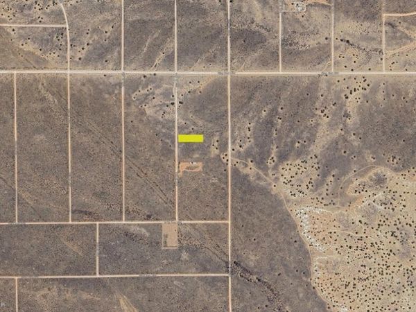 14th (U23 B20 L5) Street NW, Rio Rancho, NM 87144