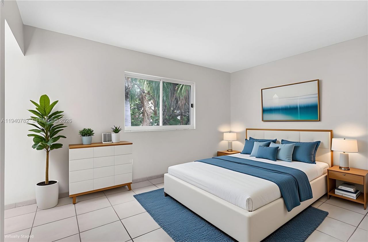 50 Ocean Lane Dr, Unit 108, Key Biscayne, FL 33149 Photo