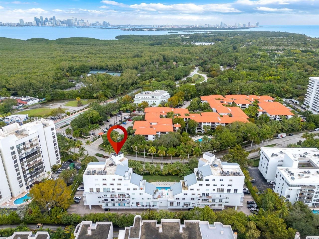 50 Ocean Lane Dr, Unit 108, Key Biscayne, FL 33149 Photo