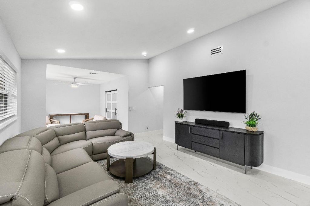 8137 Windgate Drive, Boca Raton, FL 33496 Photo