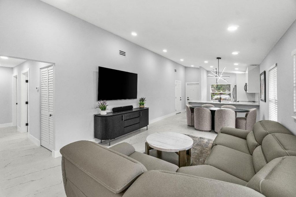 8137 Windgate Drive, Boca Raton, FL 33496 Photo