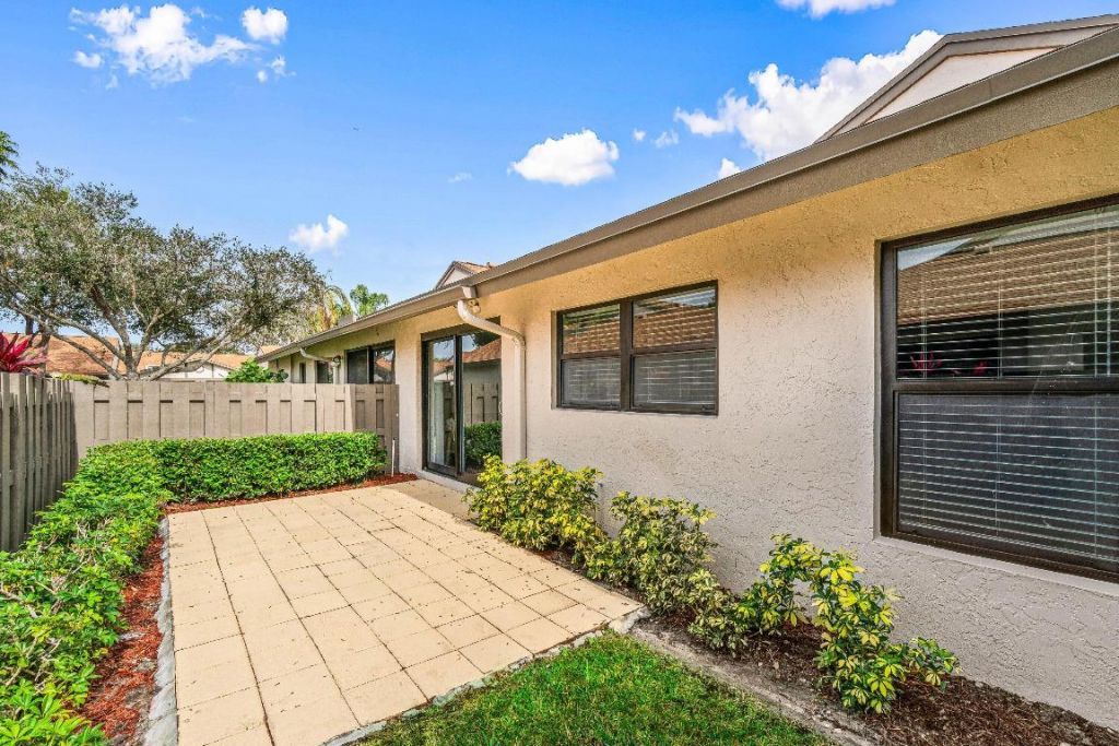 8137 Windgate Drive, Boca Raton, FL 33496 Photo