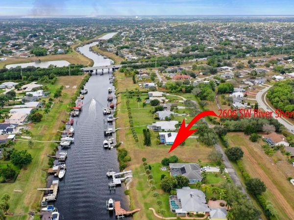 2606 SW River Shore Drive, Port Saint Lucie, FL 34984