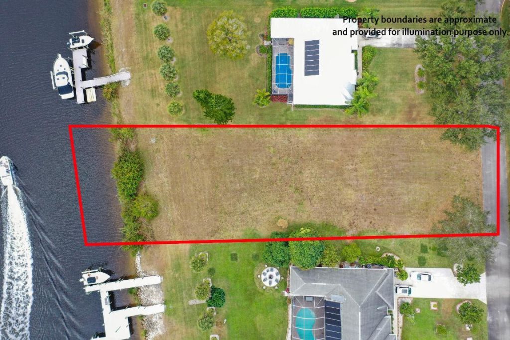 2606 SW River Shore Drive, Port Saint Lucie, FL 34984 Photo