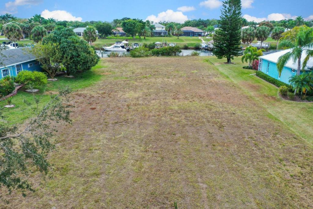 2606 SW River Shore Drive, Port Saint Lucie, FL 34984 Photo