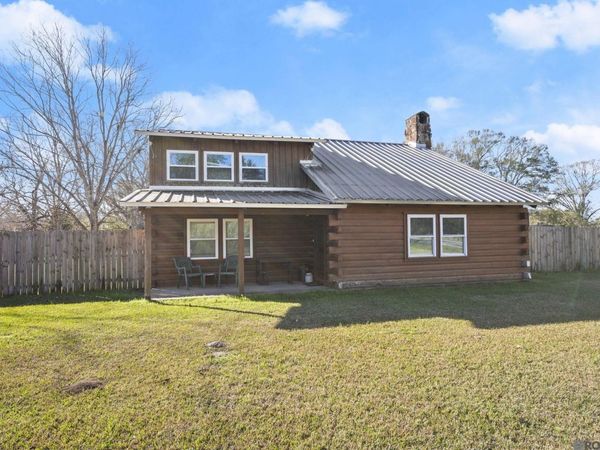 5360 Rolling Acres Dr, Baker, LA 70714