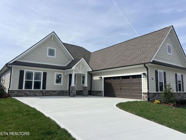 246 Bittersweet Lane, Lenoir City, TN 37771