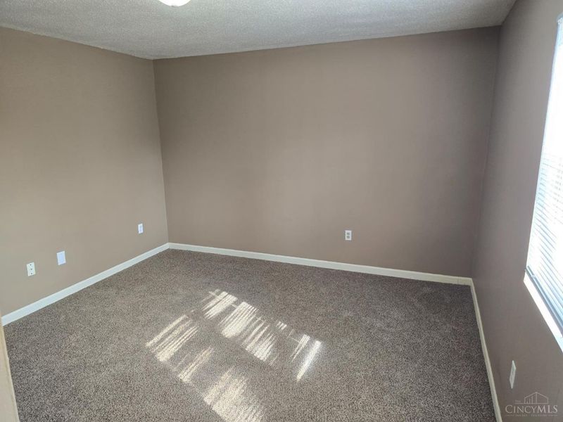 101 Maple Gardens Drive, Union, OH 45322 Photo 15