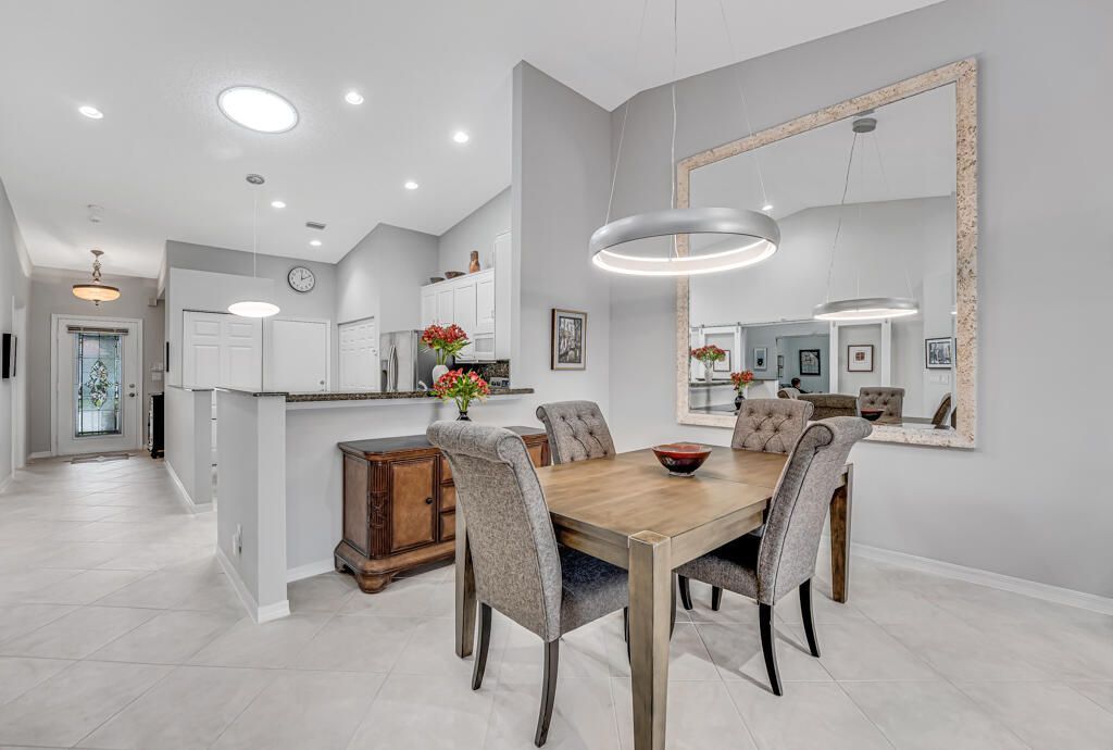 8590 Logia Circle, Boynton Beach, FL 33472 Photo