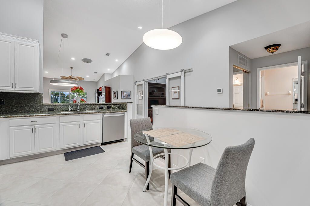 8590 Logia Circle, Boynton Beach, FL 33472 Photo