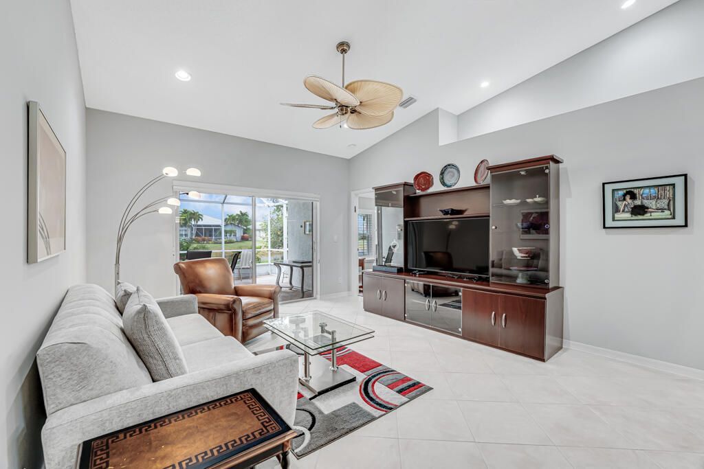 8590 Logia Circle, Boynton Beach, FL 33472 Photo