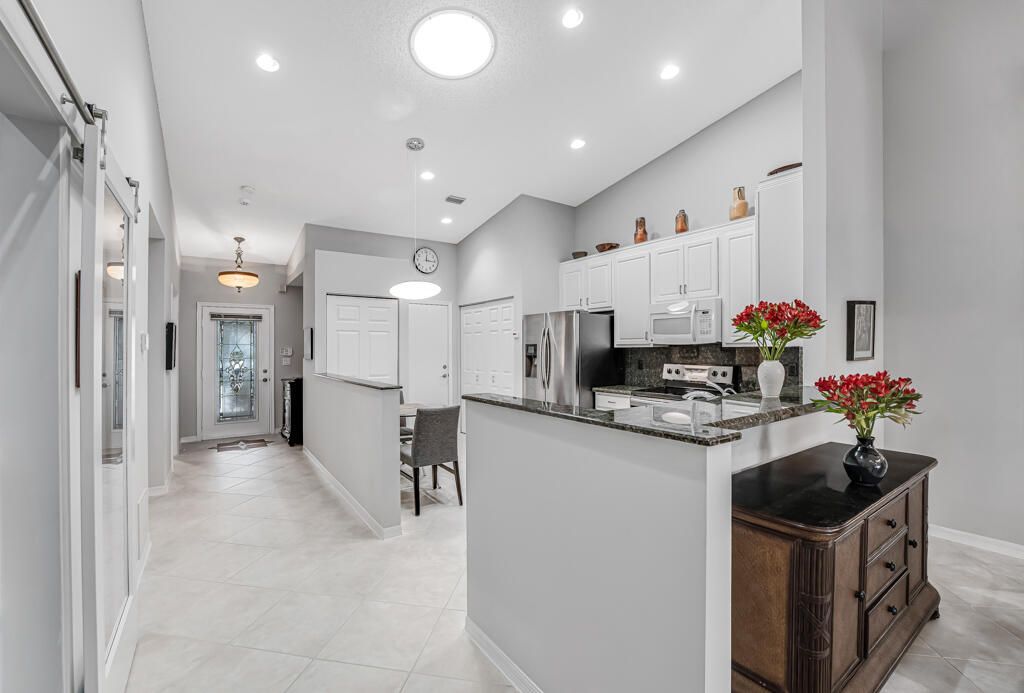 8590 Logia Circle, Boynton Beach, FL 33472 Photo