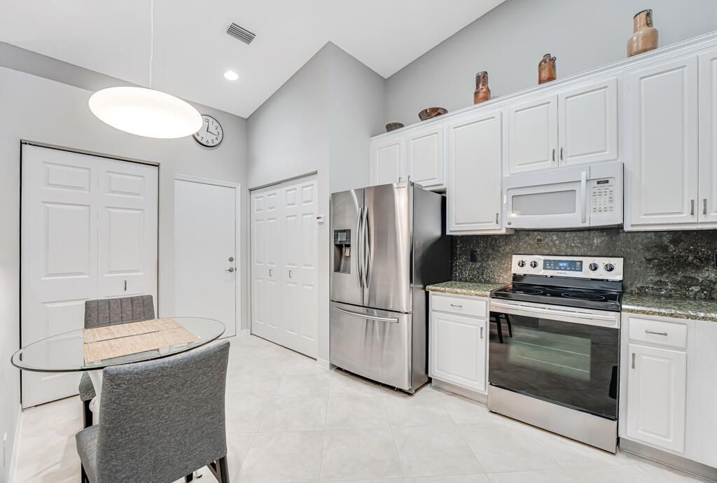 8590 Logia Circle, Boynton Beach, FL 33472 Photo