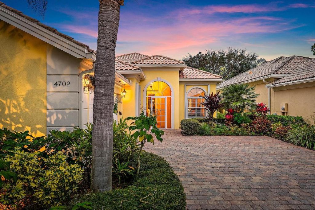 4702 Dovehill Drive, Palm Beach Gardens, FL 33418 Photo