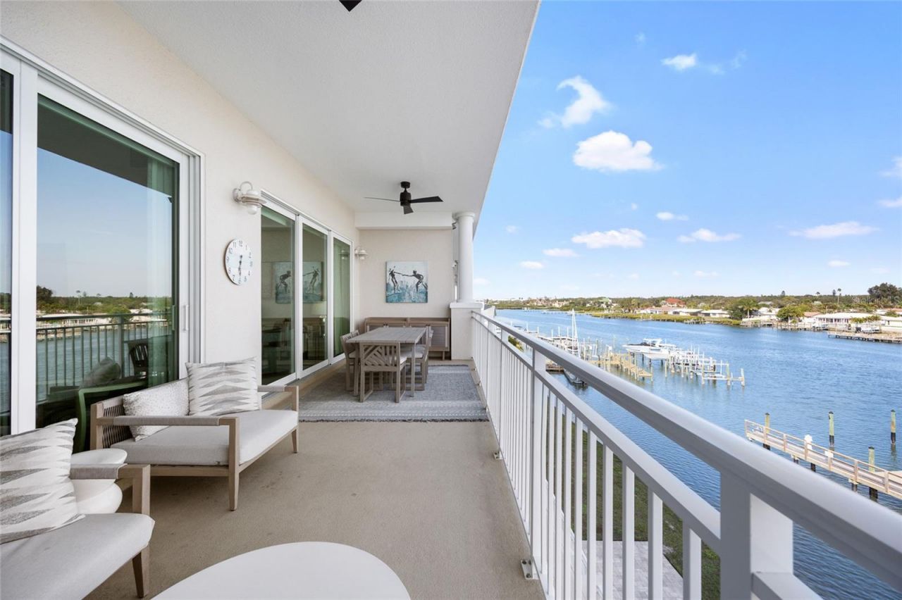 20001 Gulf Boulevard, Unit 405, Indian Shores, FL 33785 Photo