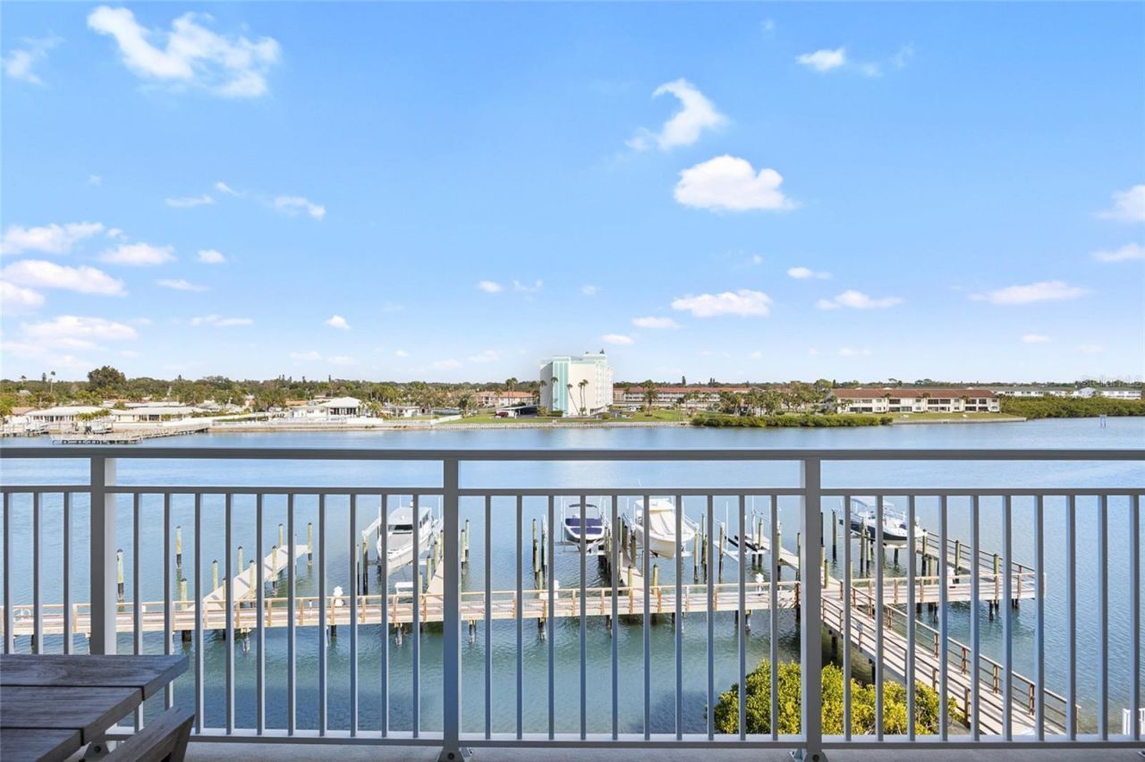 20001 Gulf Boulevard, Unit 405, Indian Shores, FL 33785 Photo