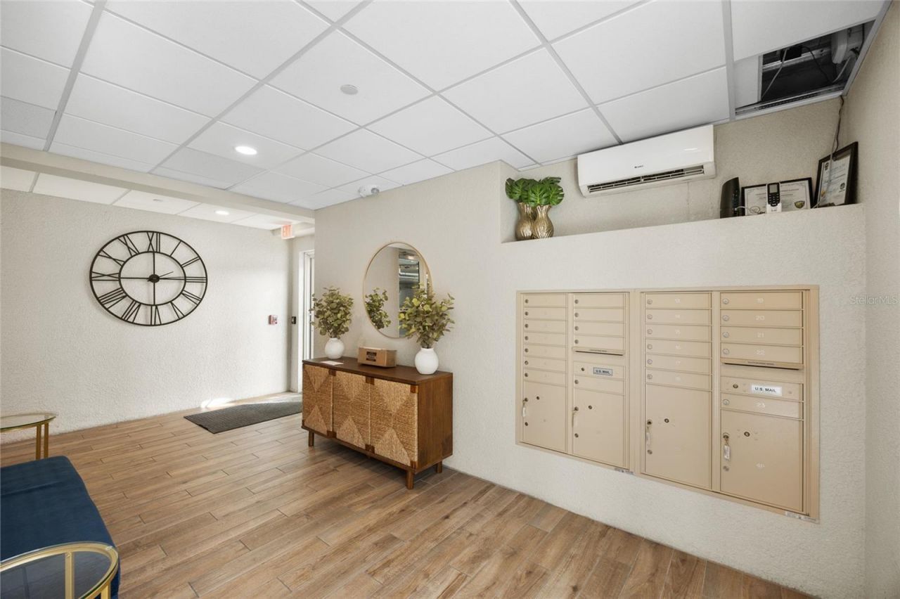 20001 Gulf Boulevard, Unit 405, Indian Shores, FL 33785 Photo