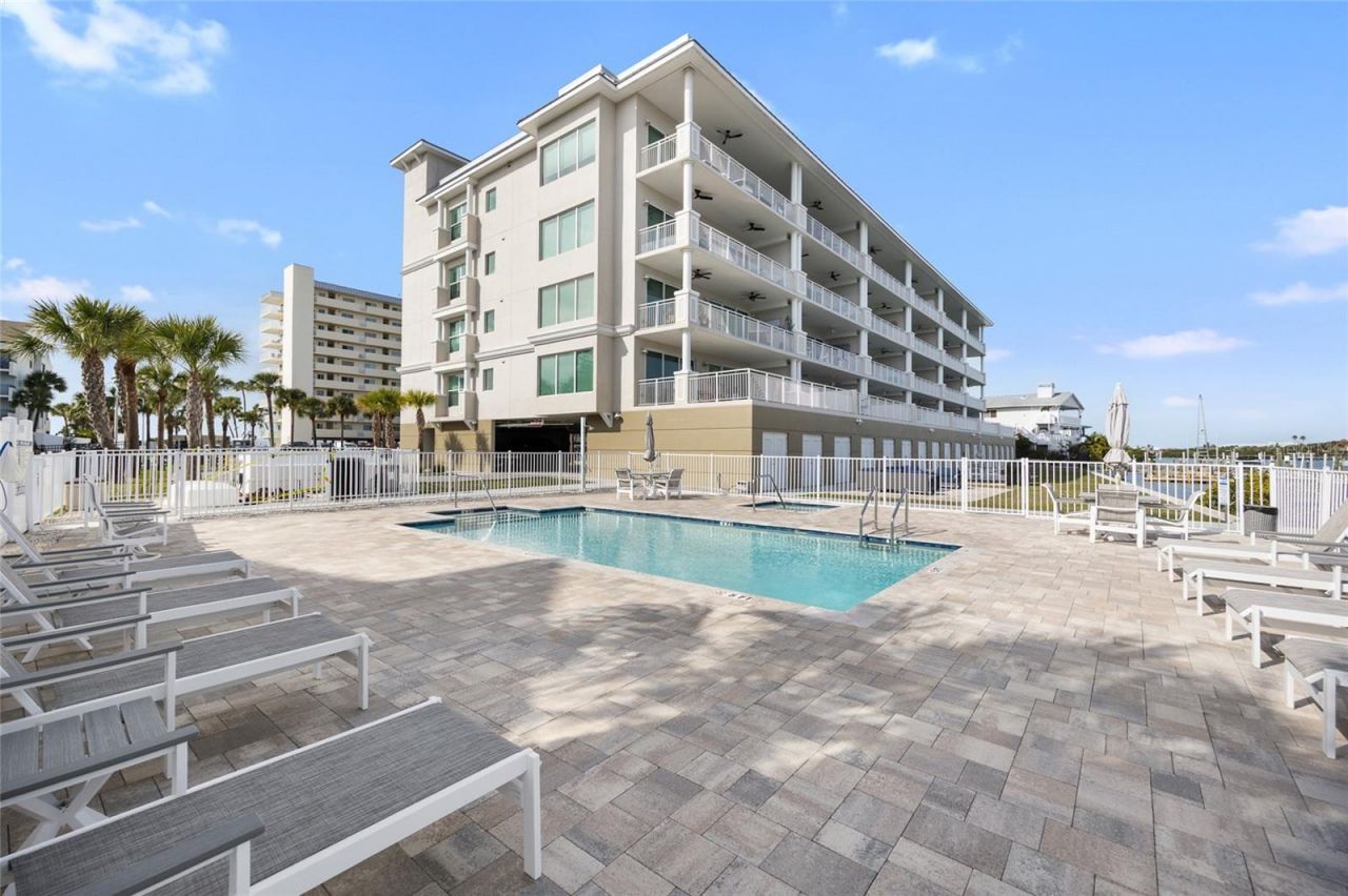 20001 Gulf Boulevard, Unit 405, Indian Shores, FL 33785 Photo