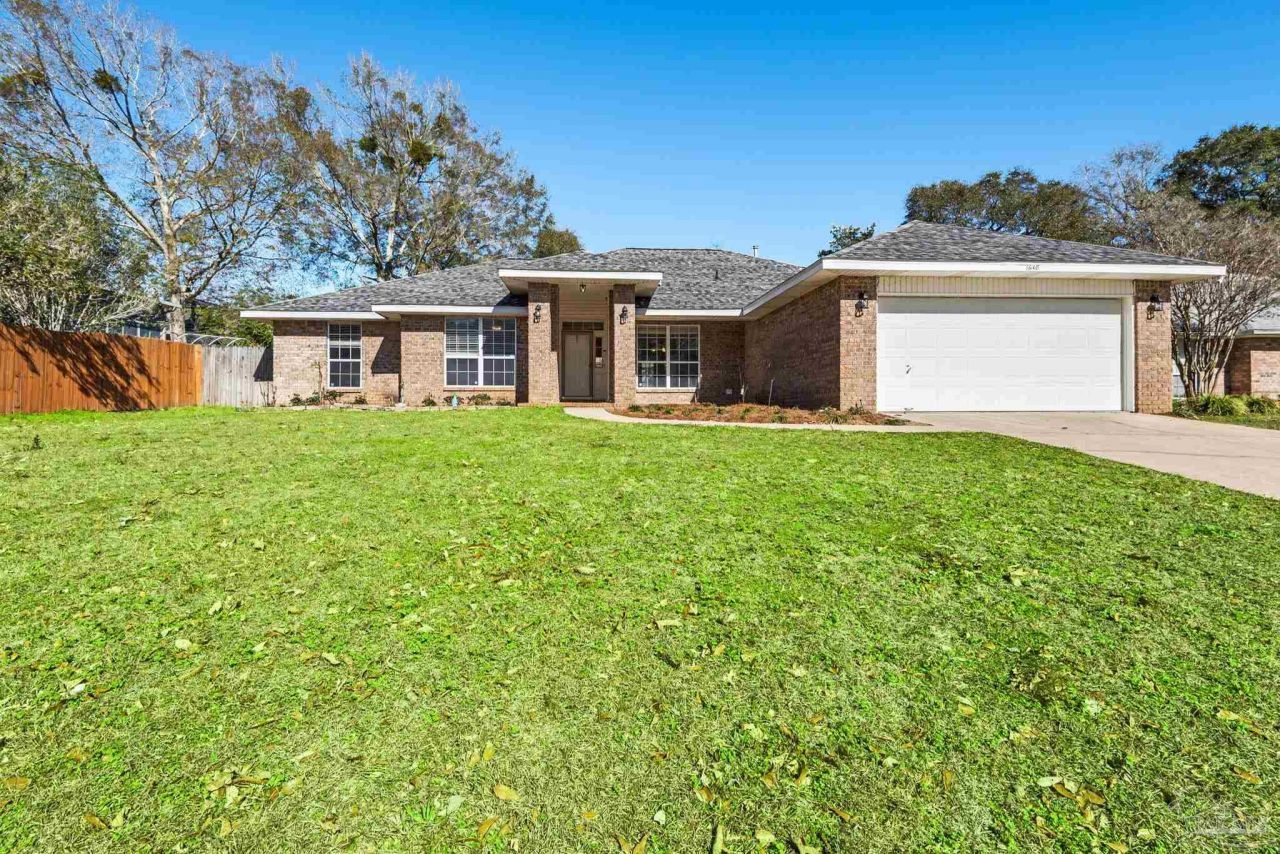 1648 Condor Dr, Cantonment, FL 32533 Main Photo