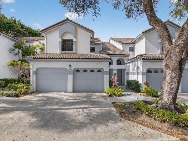 5374 Venetia Court, Unit E, Boynton Beach, FL 33437
