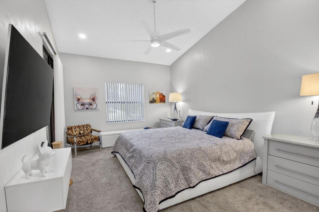 5374 Venetia Court, Unit E, Boynton Beach, FL 33437 Photo