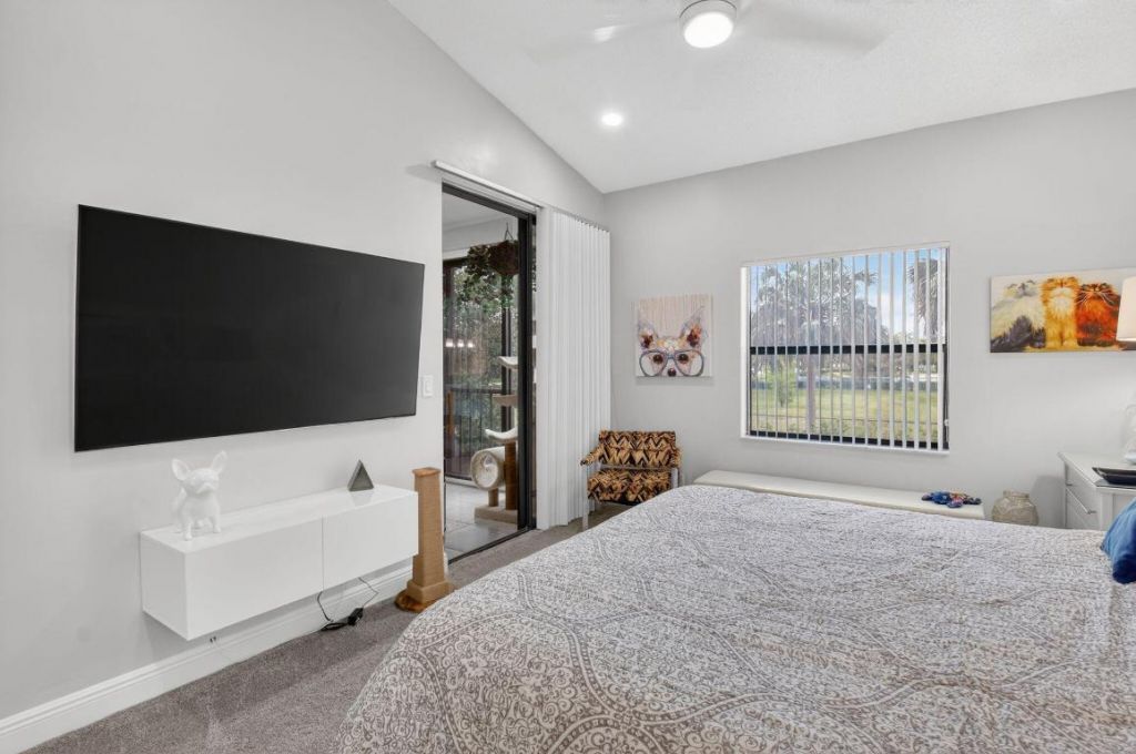 5374 Venetia Court, Unit E, Boynton Beach, FL 33437 Photo