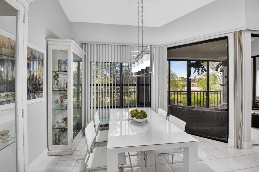 5374 Venetia Court, Unit E, Boynton Beach, FL 33437 Photo