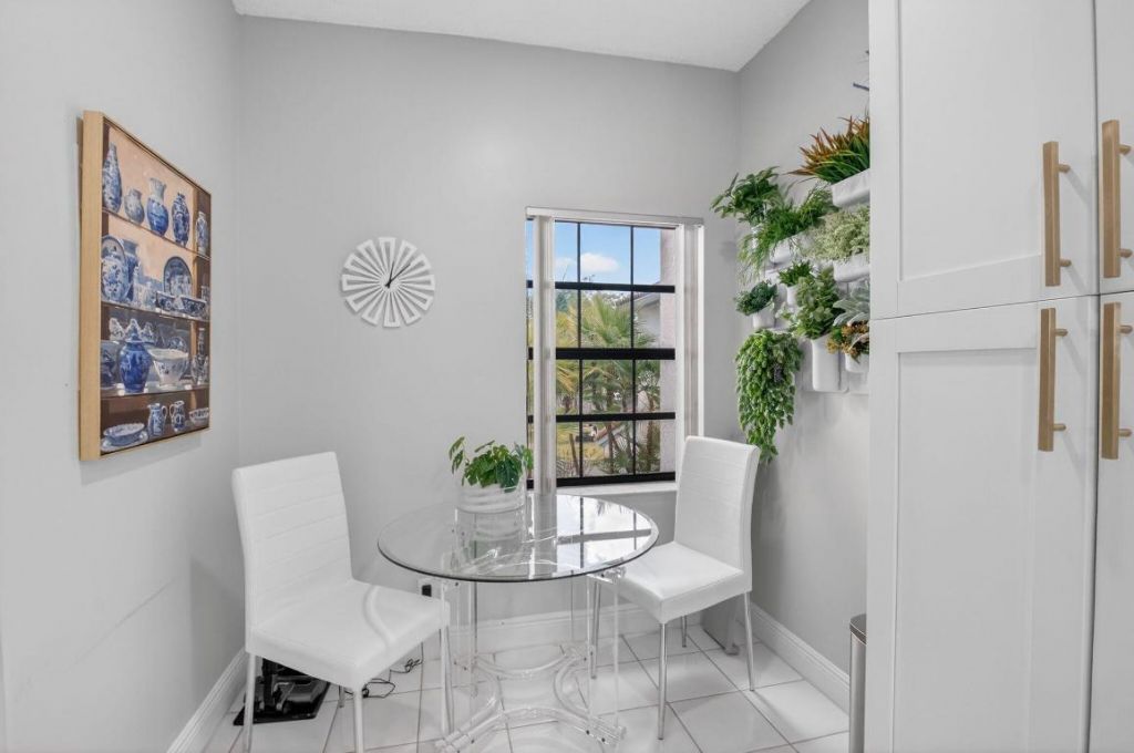 5374 Venetia Court, Unit E, Boynton Beach, FL 33437 Photo