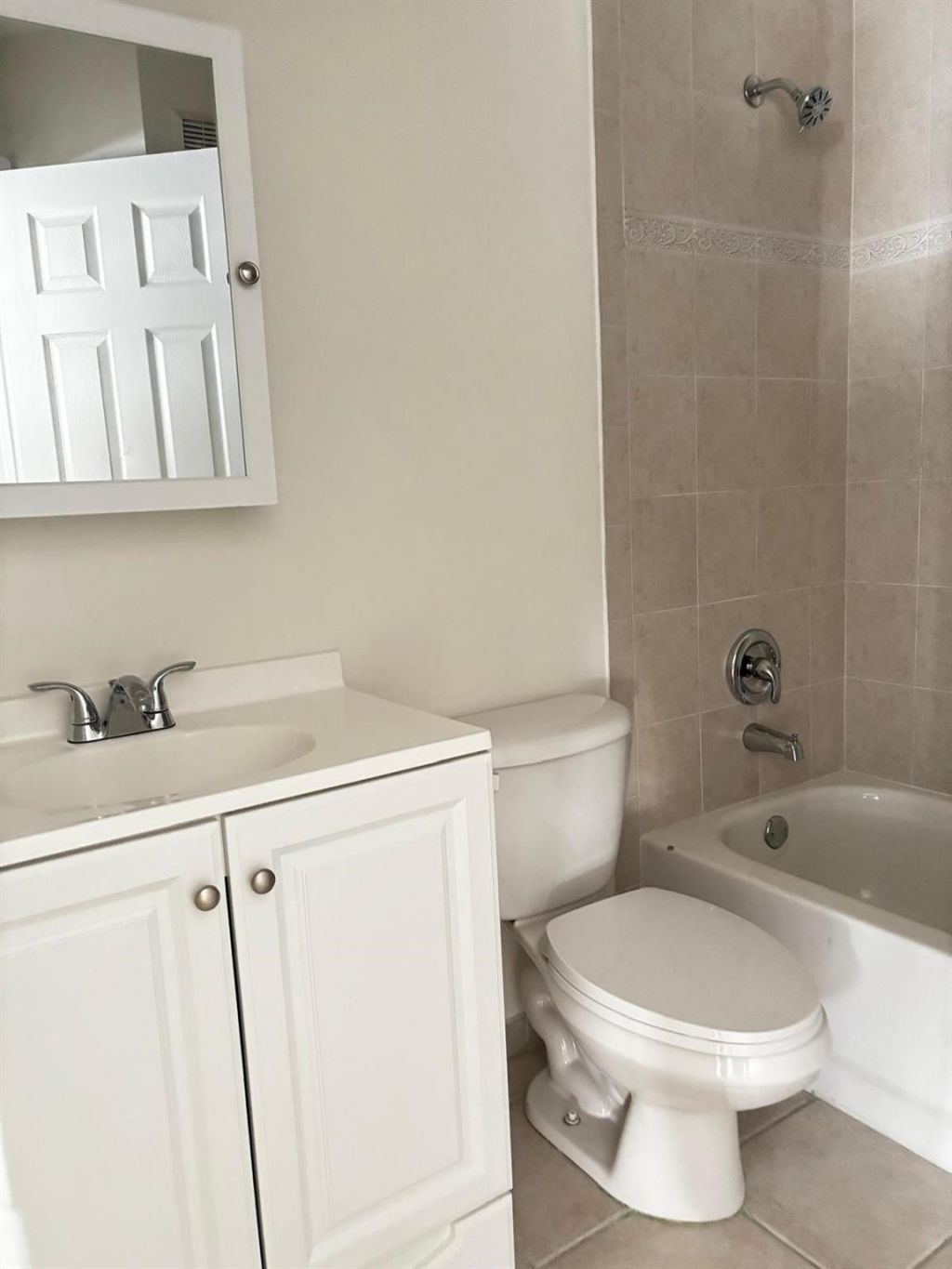 2304 SE 23rd Avenue, Unit 2304, Homestead, FL 33035 Photo