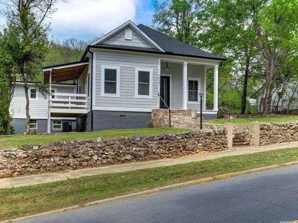 1612 W GRAND, Hot Springs, AR 71913