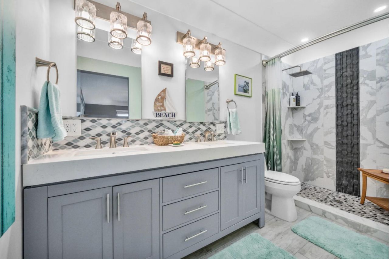 247 W Seaview Circle, Duck, FL 33050 Photo