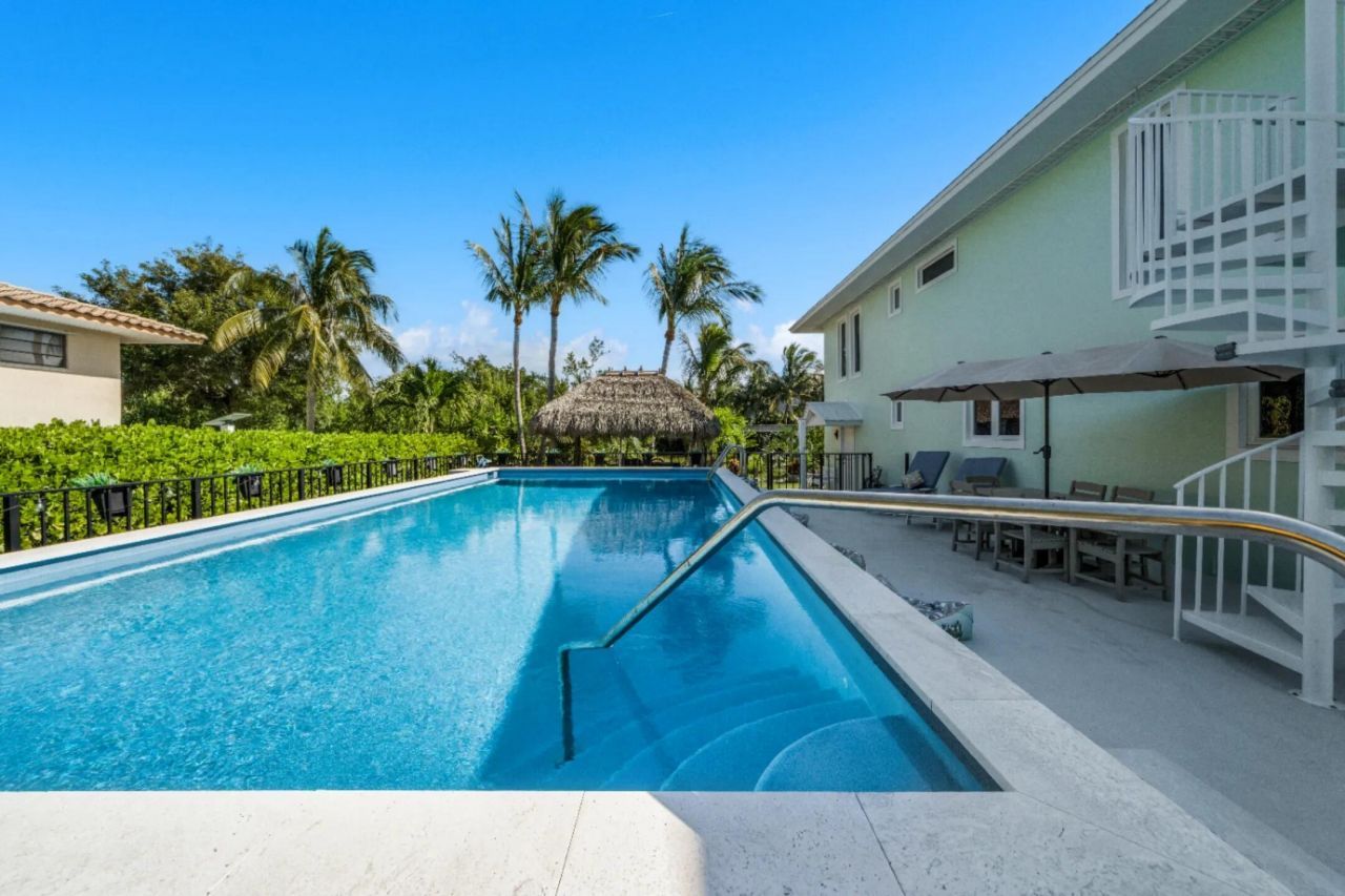 247 W Seaview Circle, Duck, FL 33050 Photo