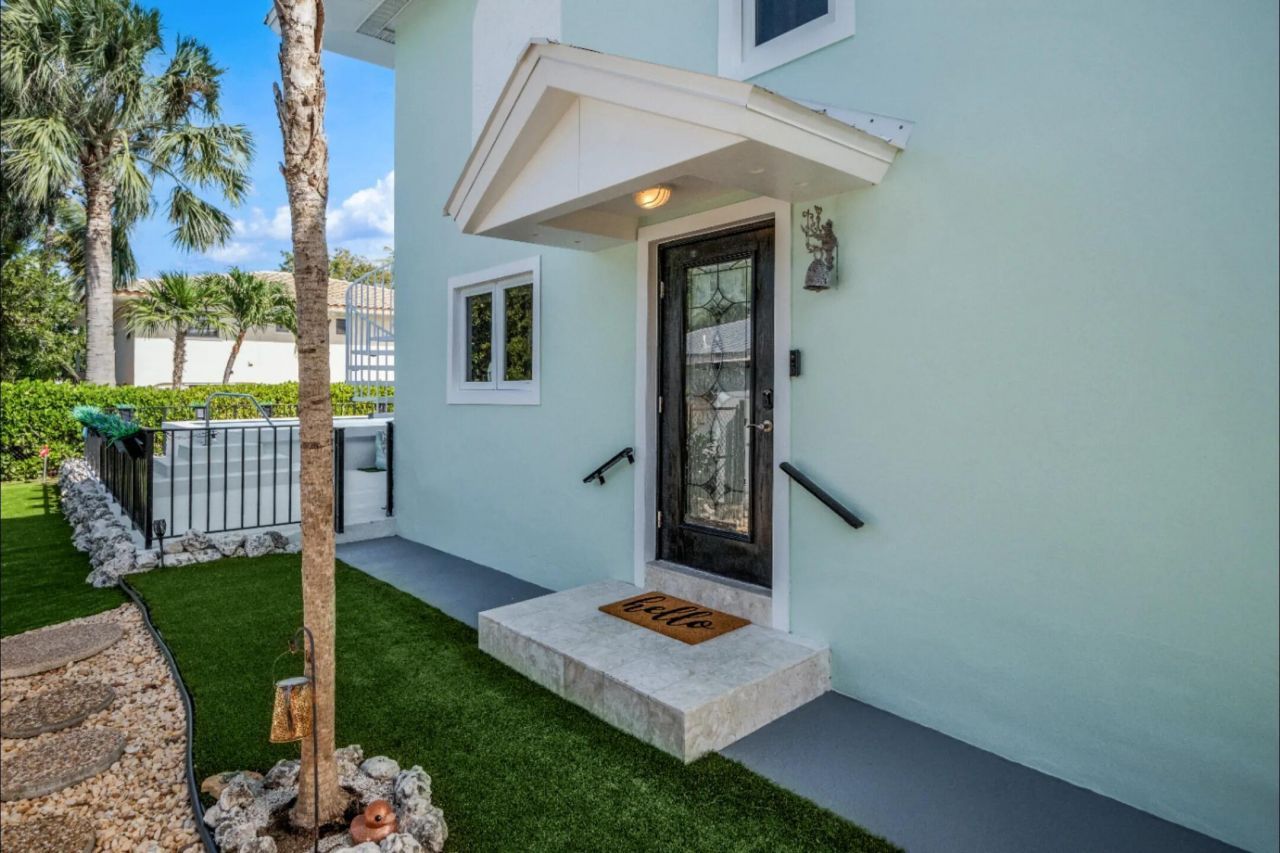 247 W Seaview Circle, Duck, FL 33050 Photo